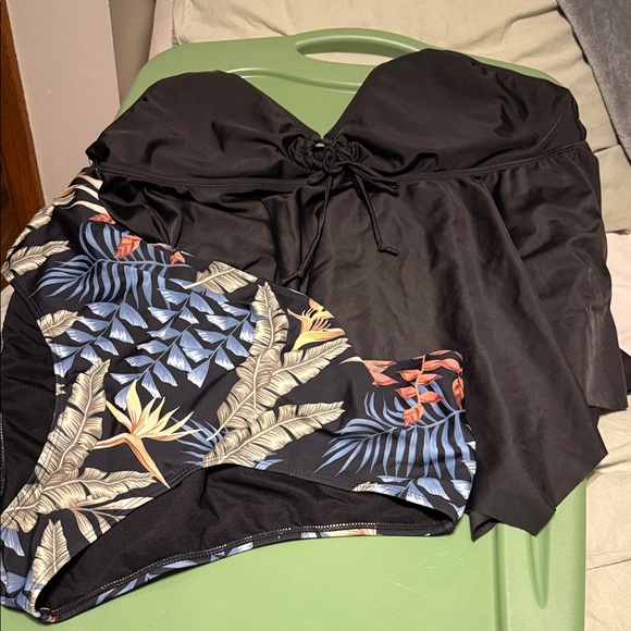 Black Floral Two-Piece Swimsuit - Picture 1 of 1